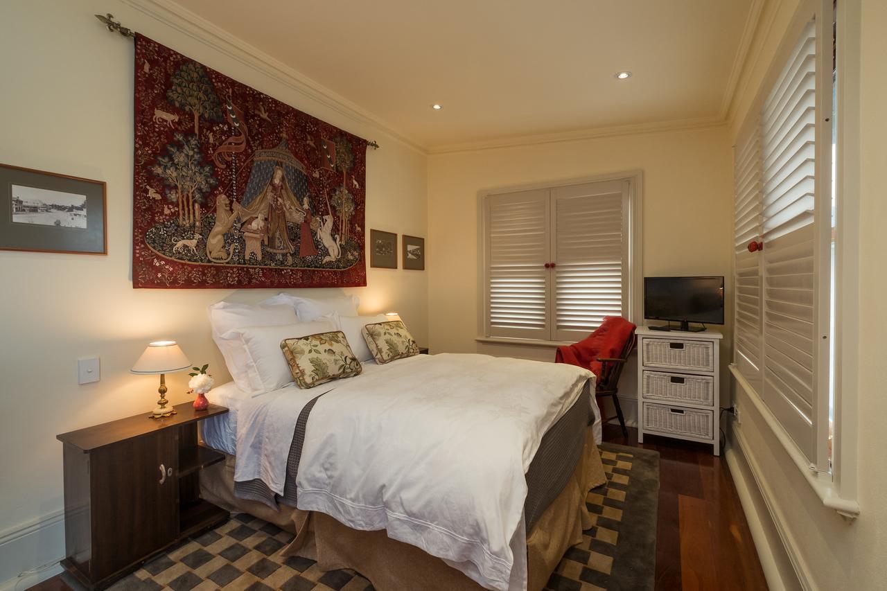 מיטאגונג Old Bank Boutique Hotel מראה חיצוני תמונה