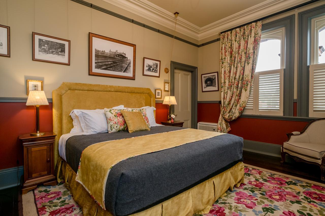 מיטאגונג Old Bank Boutique Hotel מראה חיצוני תמונה
